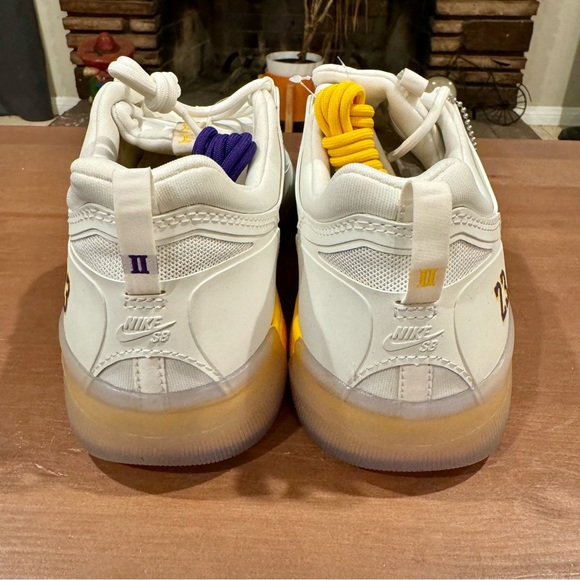 Nike Nyjah Free 2 SB x NBA “Lakers” / Sz. 11 / DS (New) - Picture 5 of 7